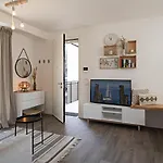 Zoe - Regarda Travel Lazise