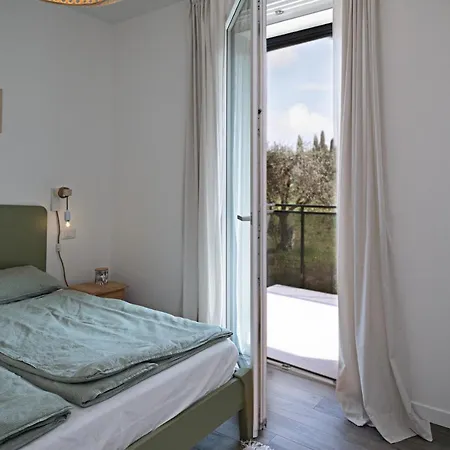Apartament Zoe - Regarda Travel