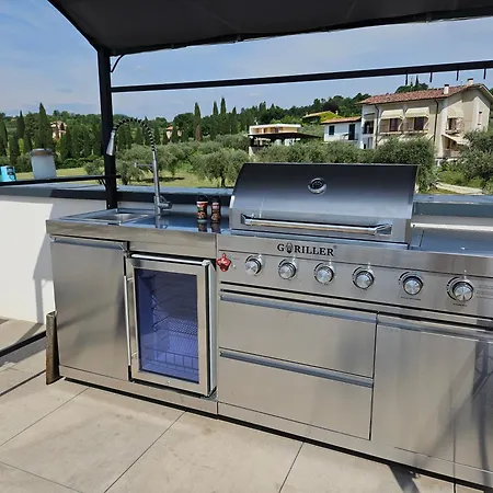 Zoe - Regarda Travel Lazise