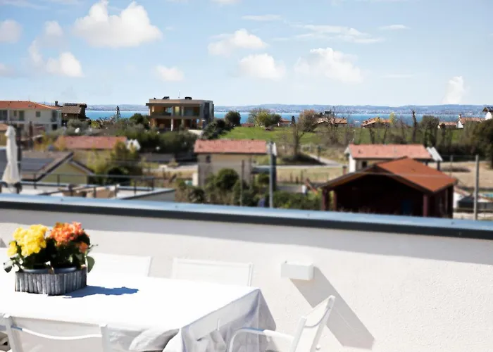 Zoe - Regarda Travel