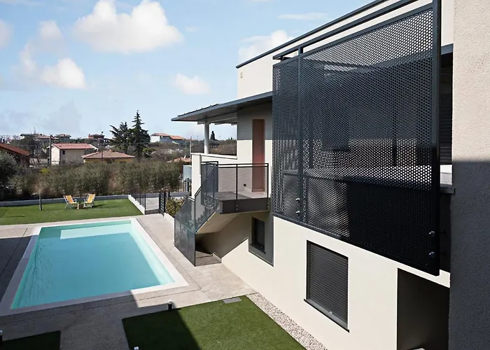 Zoe - Regarda Travel * Lazise