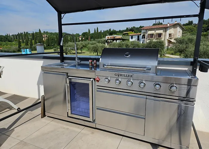 Zoe - Regarda Travel Lazise